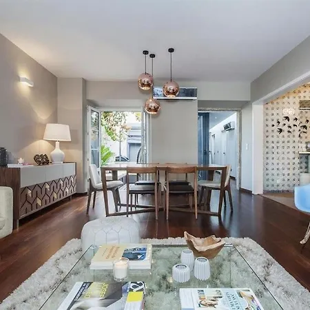 Apartment In With Air Conditioning And Terrace *