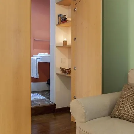 Apartment In With Air Conditioning And Terrace